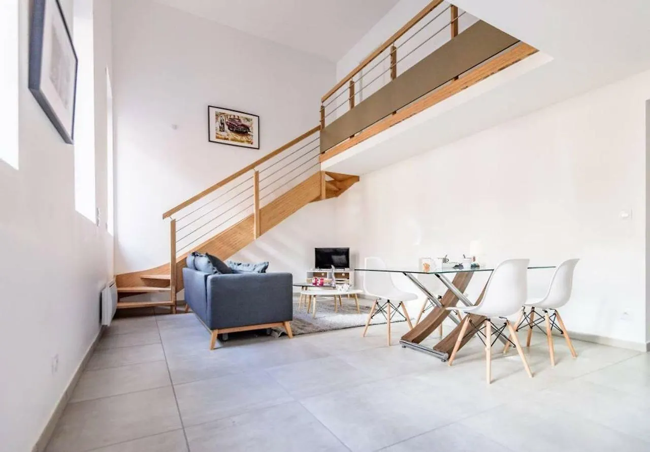 002 - Appartement Duplex Moderne - Jeanne D Arc, Toulouse