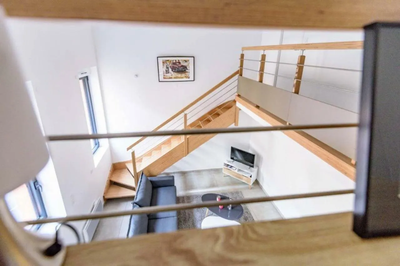 002 - Appartement Duplex Moderne - Jeanne D Arc, Toulouse France